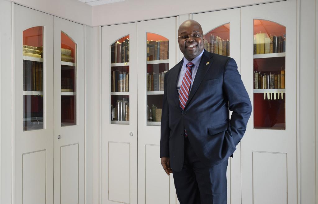 Akinwuntan named 2016 Fulbright Specialist Roster in Medical Sciences Akinwuntan named 2016 Fulbright Specialist Roster in Medical Sciences
